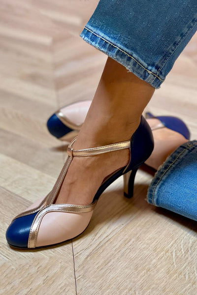 Elarwen™ | Elegant Ankle Strap Sandals
