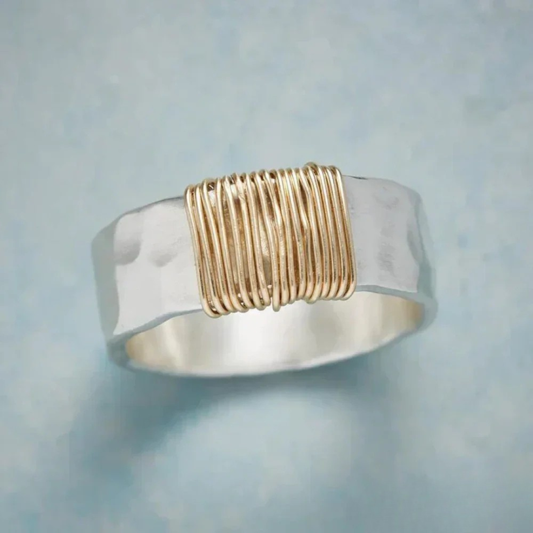 Elysian Thalion™ | Vintage Golden Thread Silver Ring