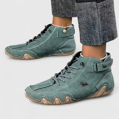 Halyviora | Orthopaedic Boots